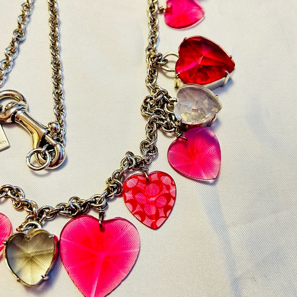 💰SOLD💰NWOT Coach Heart Charm Necklace - Picture 6 of 16